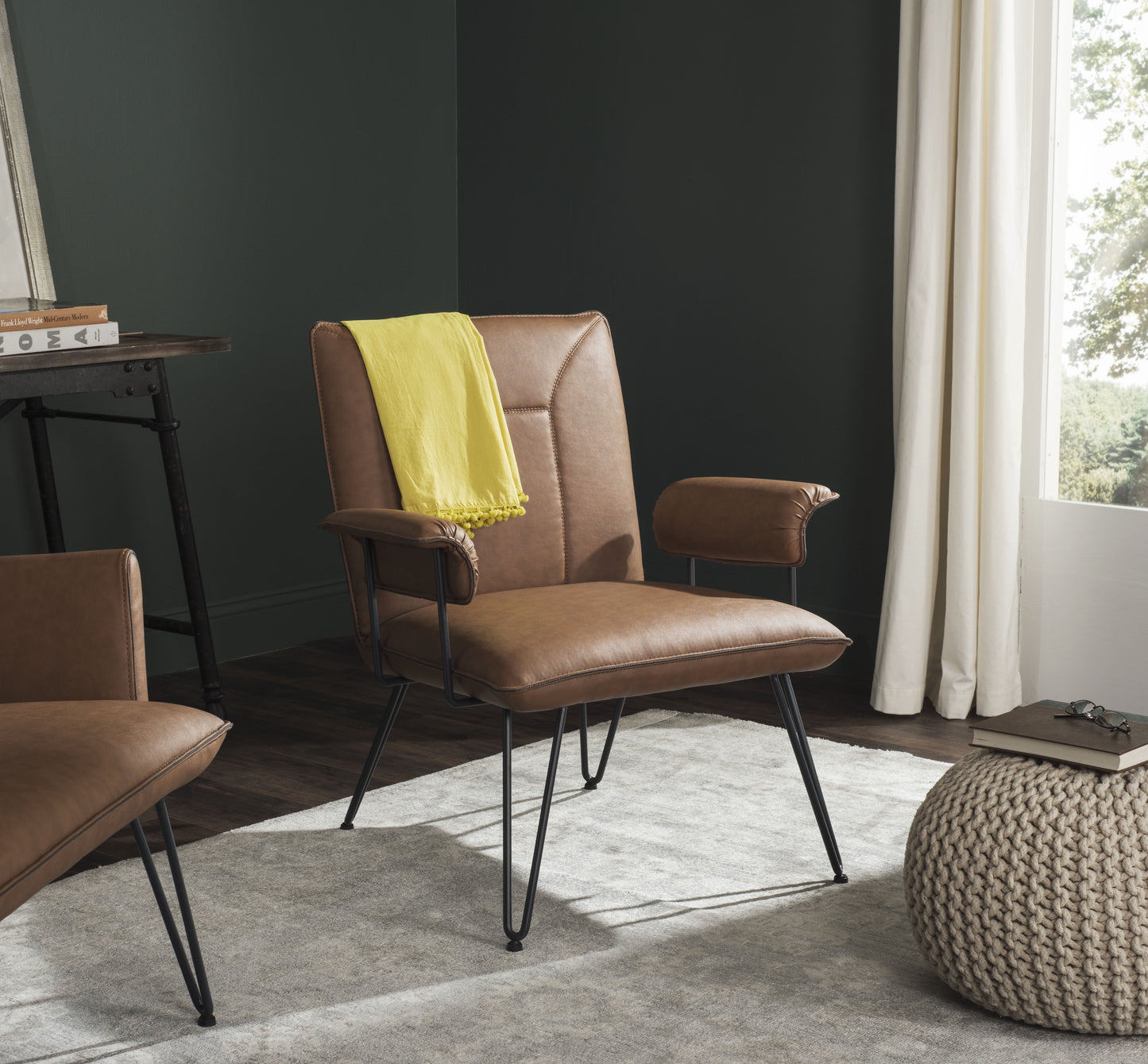 Safavieh Johannes 17.3"H Mid Century Modern Leather Arm Chair